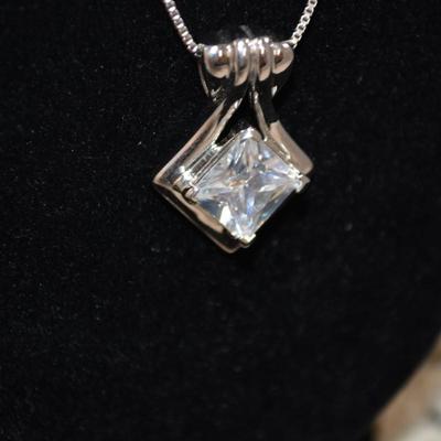 925 Sterling Cube Chain with 925 Cubic Zirconia Pendant 18" 5.9g