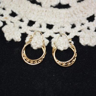 14k Triple Hoop Earrings 1.1g