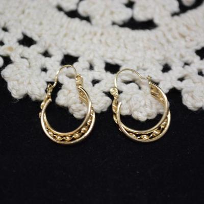 14k Triple Hoop Earrings 1.1g