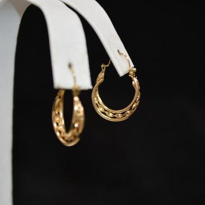 14k Triple Hoop Earrings 1.1g