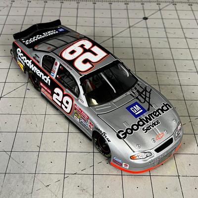 GOOD WRENCH No. 29 GM  Kevin Harvick