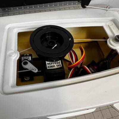 RC ProBoat Sailing Boats with Remotes