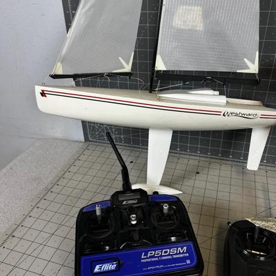 RC ProBoat Sailing Boats with Remotes