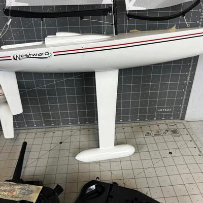 RC ProBoat Sailing Boats with Remotes