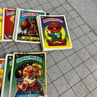 1985-1986 Garbage Pail KIDS CARDS Collection