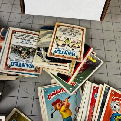 1985-1986 Garbage Pail KIDS CARDS Collection