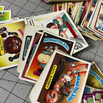 1985-1986 Garbage Pail KIDS CARDS Collection
