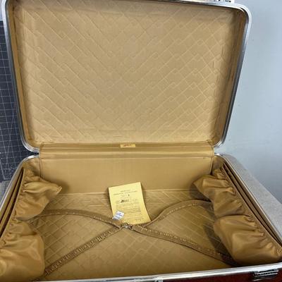 VINTAGE Mid Century SKY WAY Luggage Suite Case, Burnt Red Orange TWEED! WOW!!!