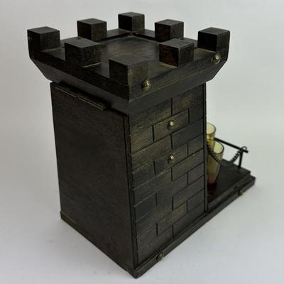  GOTHIC MEDIEVAL CASTLE DECANTER SET