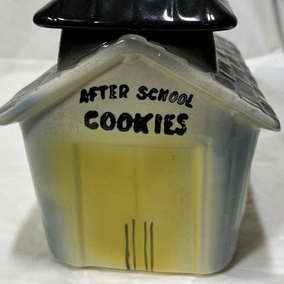  AMERICAN BISQUE AFTER SCHOOL COOKIES JAR 741