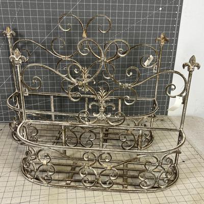 NEW Metal Window Box Wall Hanging Plat Holder
