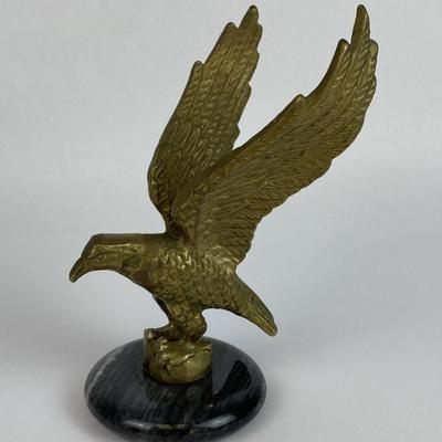  vintage Brass Eagle Sculpture on Onyx Marble Base desk paperweight