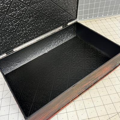 Fleur De Les Metal Box 