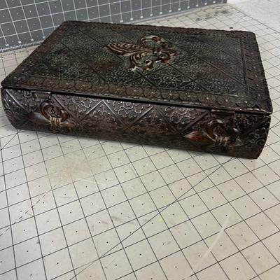 Fleur De Les Metal Box 