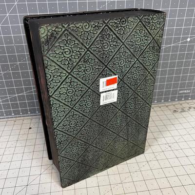 Fleur De Les Metal Box 