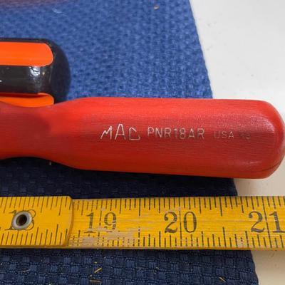 Specialty screw drivers