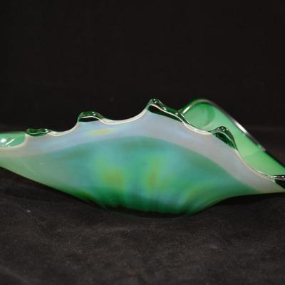 Beautiful MURANO Art Glass Shell 9x5x3