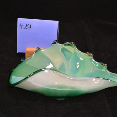 Beautiful MURANO Art Glass Shell 9x5x3