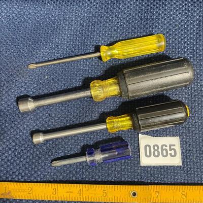 Nut drivers/Phillips screwdrivers