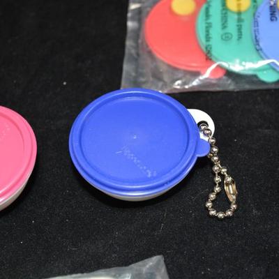 Lot of Miniature TUPPERWARE Containers/Magnets
