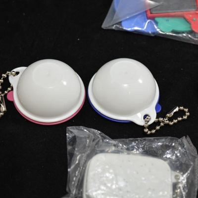 Lot of Miniature TUPPERWARE Containers/Magnets