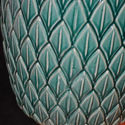 Large Ceramic 20th Century Green Leaf Garden Stool 20x15