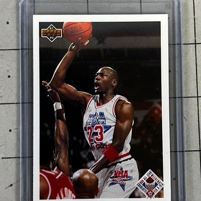 Collectible Sports Cards: Michael Jordan 1992 Upper Deck 