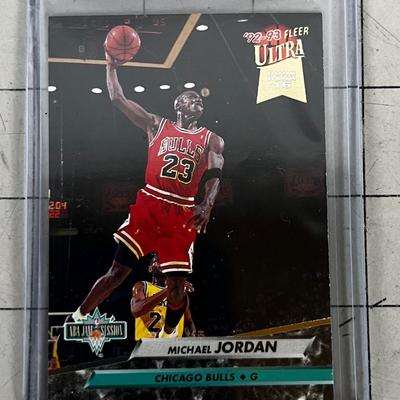 Collectible Sports Cards: Michael Jordan 1993 FLEER ULTRA 