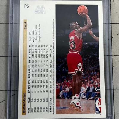 Collectible Sports Cards: Michael Jordan 1992 Upper Deck 
