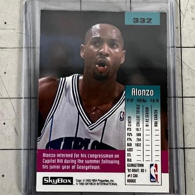 Collectible Sports Cards: Alonzo Mourning 1992 Rookie Sky Box 