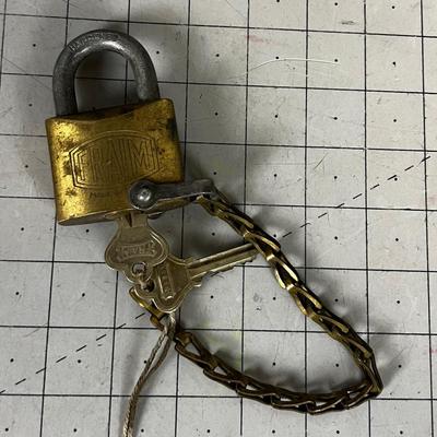 1 Pad Lock with 2 Keys 