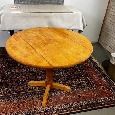 36" Round Drop Leaf Dinette Table