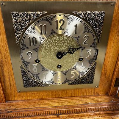 Vintage FRANZ HERMLE Mantel Clock Oak 