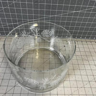 Pinecone Etched Glass Serving Bowl 