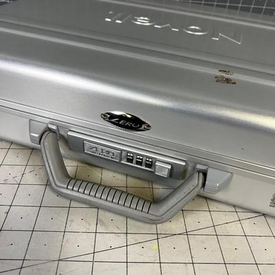 Zero Haliburton AttachÃ©' Case 