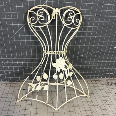 Wrought Iron Wall DÃ©cor' Looks like a dress form