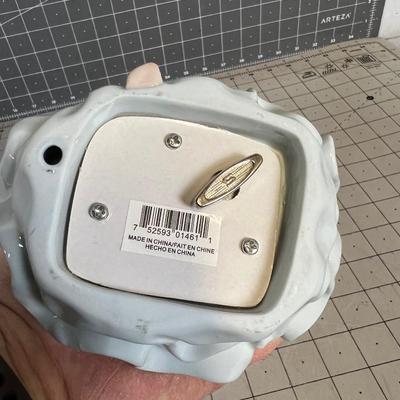 PORCELAIN Angel Music Box 