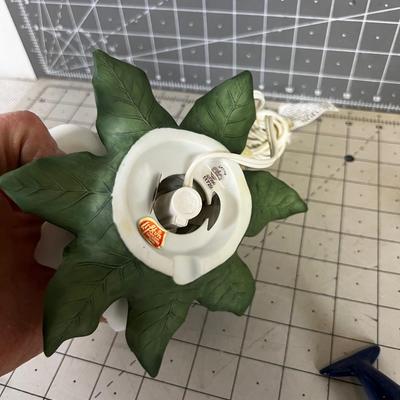 Decorative Ceramic Items: Flowers, Birds 