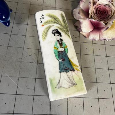Decorative Ceramic Items: Flowers, Birds 