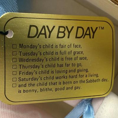  vintage EFFANBEE DAY BY DAY COLLECTION TUESDAY'S CHILD DOLL 1402 