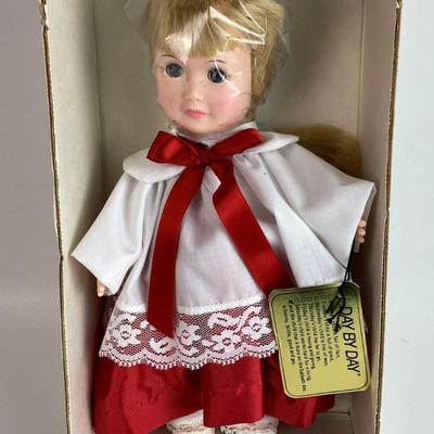  vintage EFFANBEE DAY BY DAY SUNDAY'S CHILD DOLL 1407 