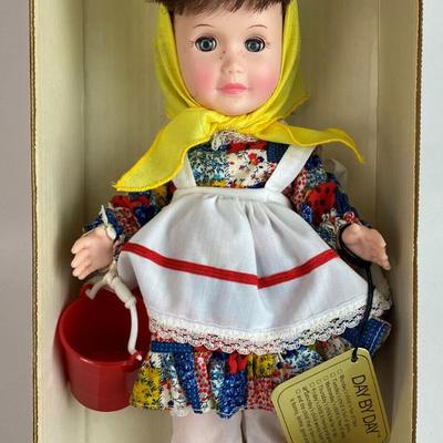  vintage EFFANBEE DAY BY DAY SATURDAY'S CHILD DOLL 1406 