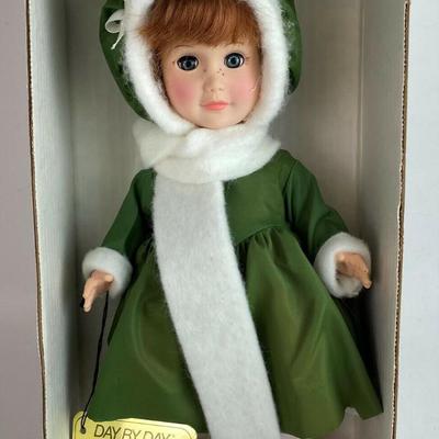  vintage EFFANBEE DAY BY DAY THURSDAY'S CHILD DOLL 1404 