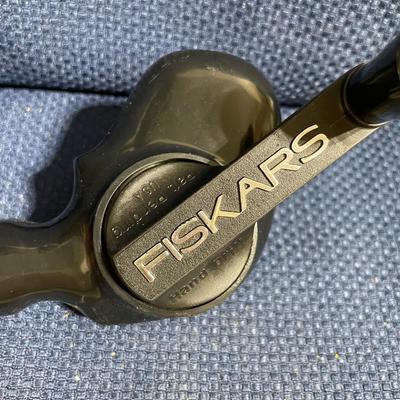 Fiskars hand drill
