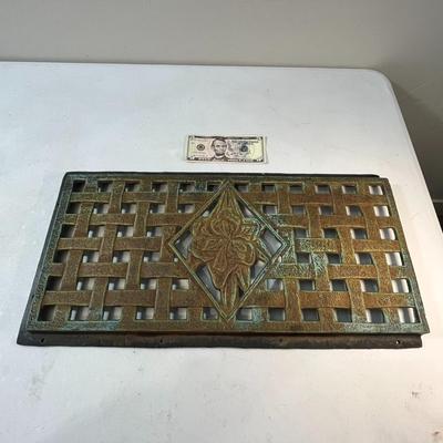 CAST IRON GRATE WITH FLORAL AND BASKET WEAVE DESIGN