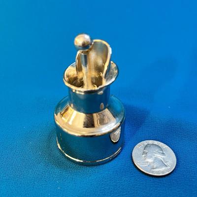 SILVER PLATED POURING SPOUT AND STOPPER