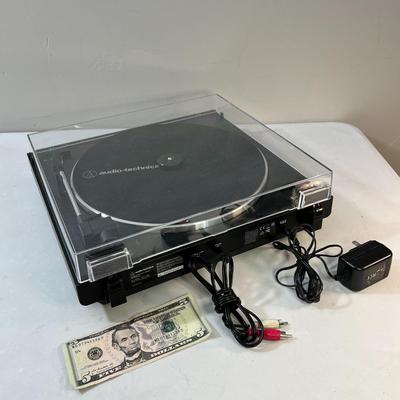 AUDIO-TECHNICA AUTO BELT DRIVE TURNTABLE