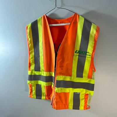 UDOT BRIGHT ORANGE, YELLOW SAFETY VEST SIZE MEDIUM