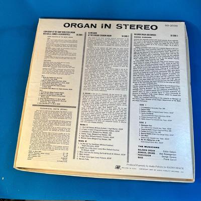 3 LP RECORD SET ORGAN MUSIC, EACH ON DIFFERENT ORGAN
