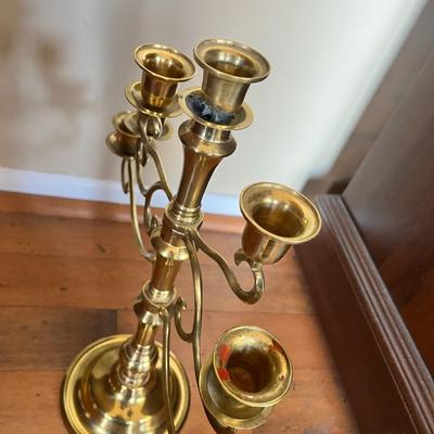 LOVELY BRASS 7-LIGHT CANDELABRA